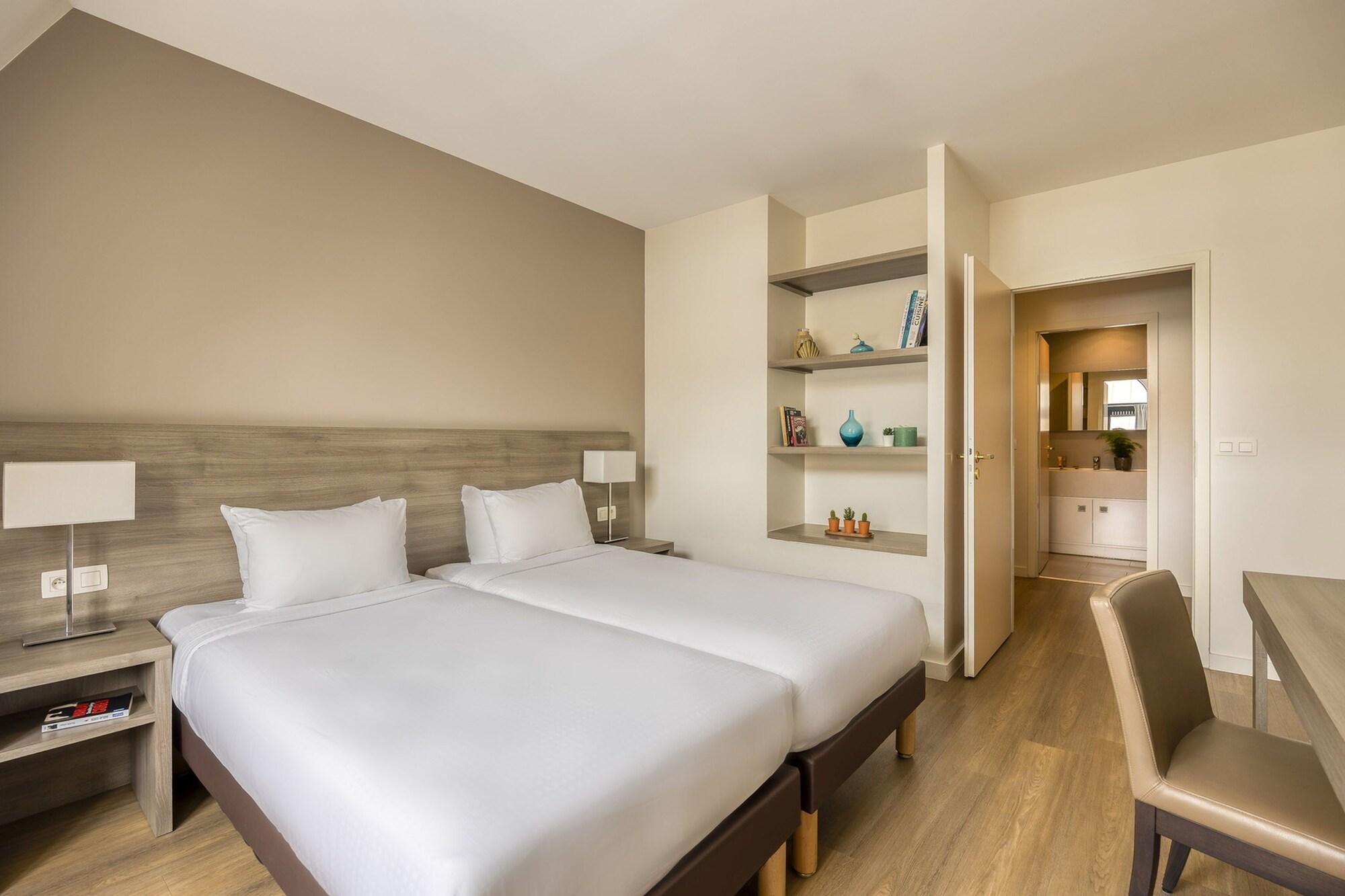Aparthotel Citadines Toison D'Or Brussels Saint-Gilles Esterno foto