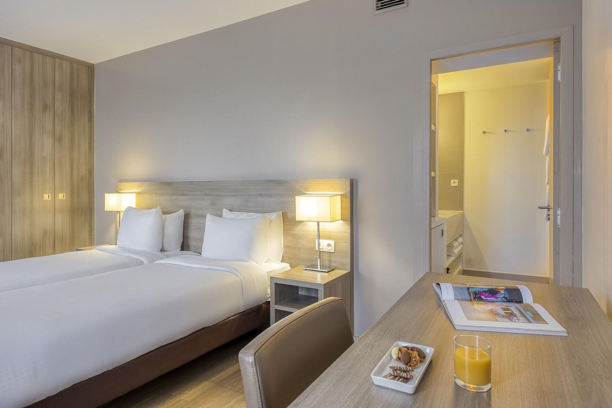 Aparthotel Citadines Toison D'Or Brussels Saint-Gilles Esterno foto