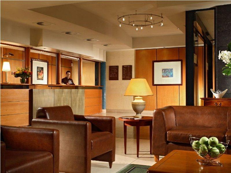 Aparthotel Citadines Toison D'Or Brussels Saint-Gilles Esterno foto