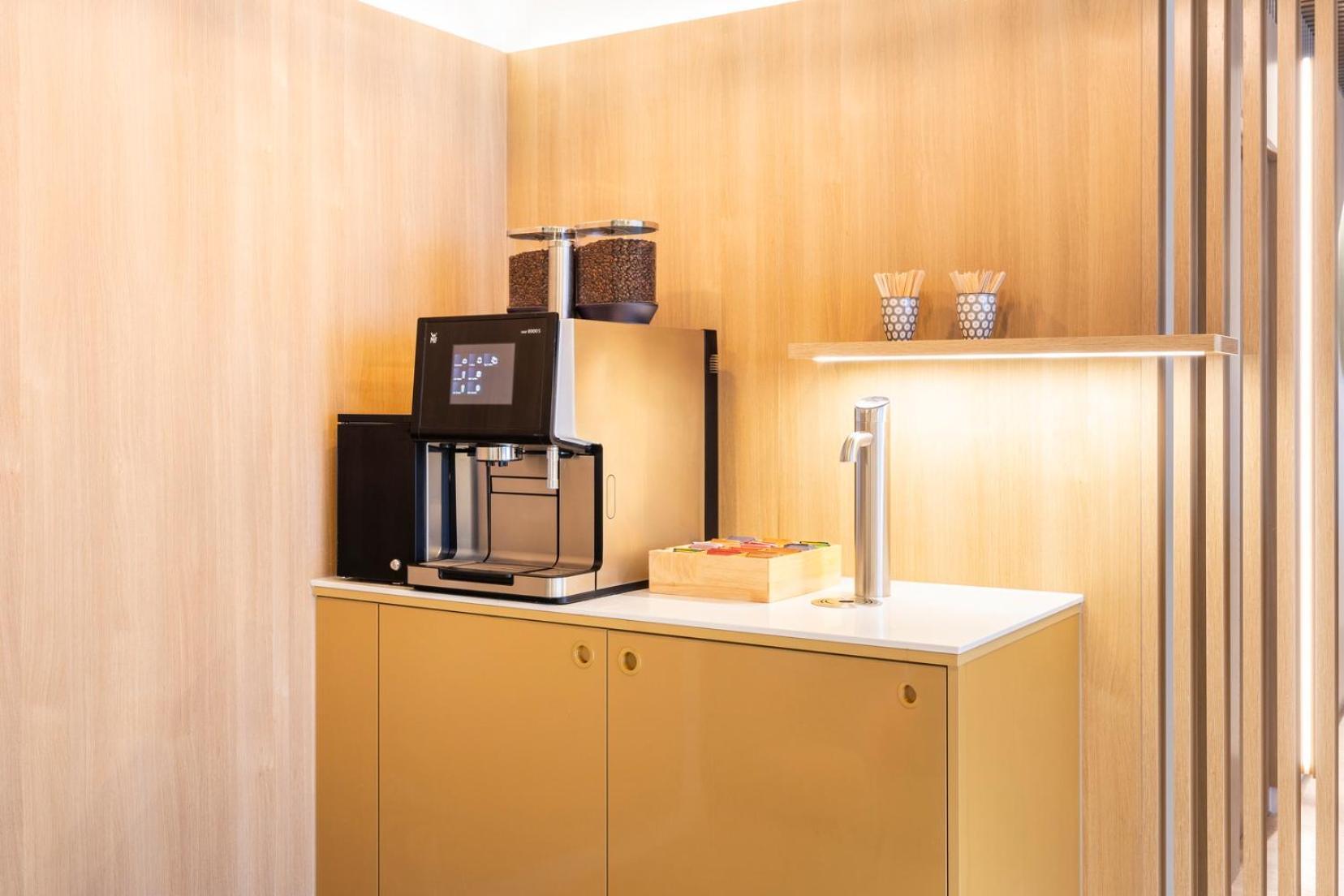 Aparthotel Citadines Toison D'Or Brussels Saint-Gilles Esterno foto